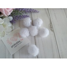 Помпоны из фатина 2,5 см, цвет белый